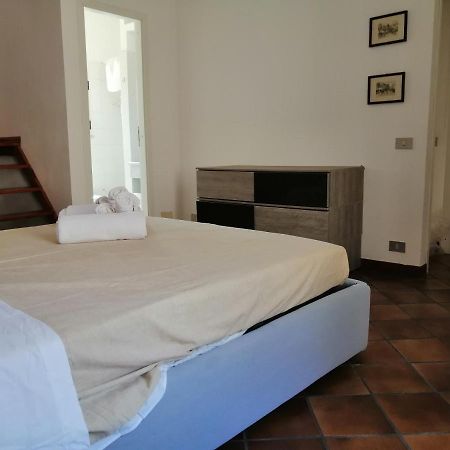 Una Stanza A Cefalù Exteriör bild